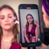 Servicio de maquillaje y peinado para sesiones de fotos